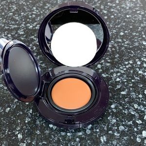 Estée Lauder Perfectionist Compact Makeup